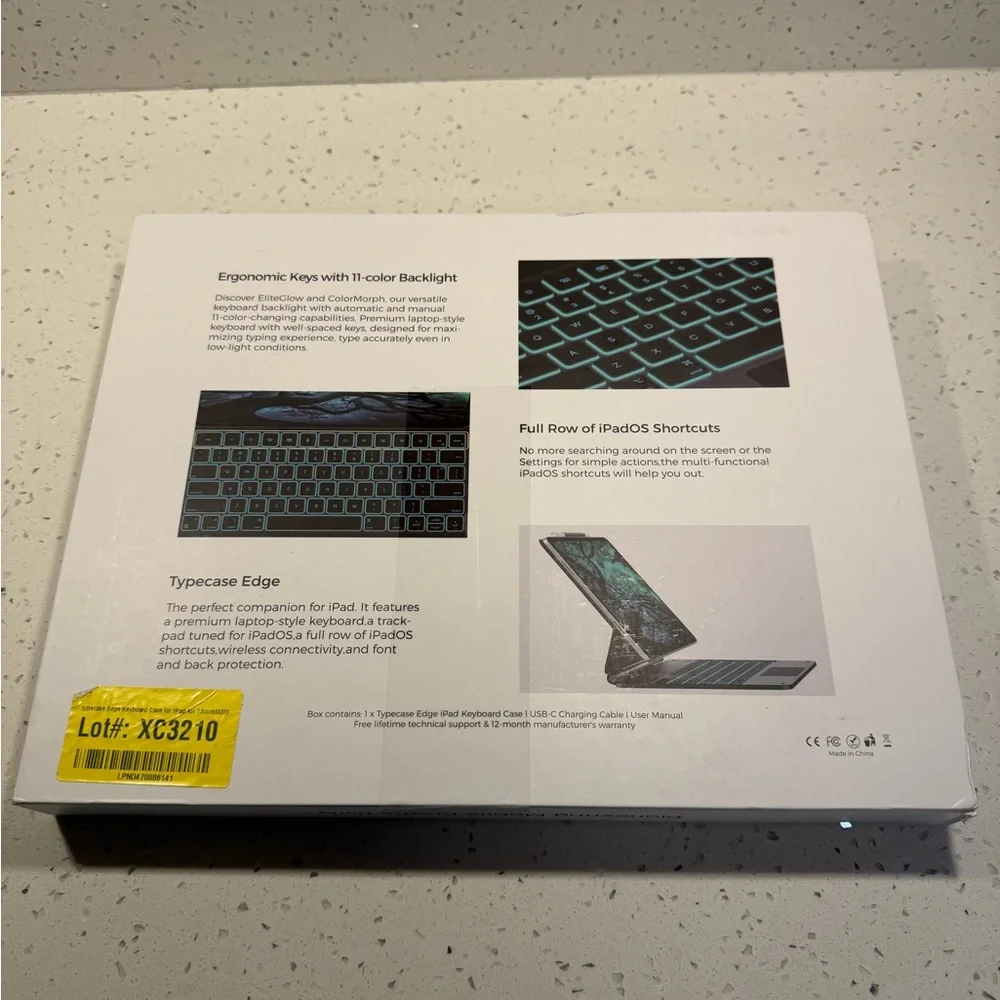 typecase EDGE iPad keyboard case w/ Trackpad - BRAND NEW